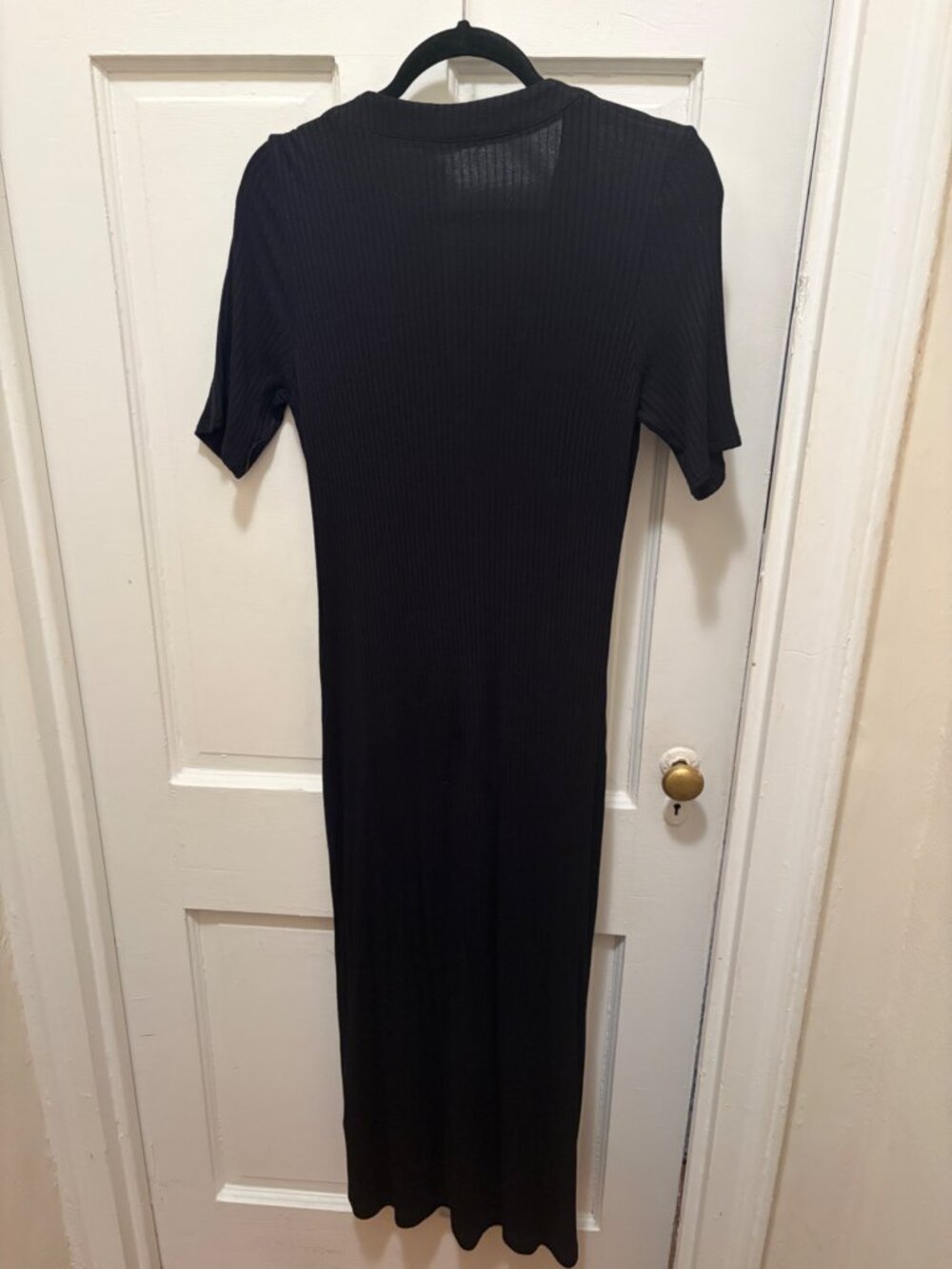 Reformation Black Ribbed Button Front Maxi Dress Size L Short Sleeve - Picture 3 of 3